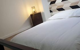 Grand Loft Avec Terrasse Privee